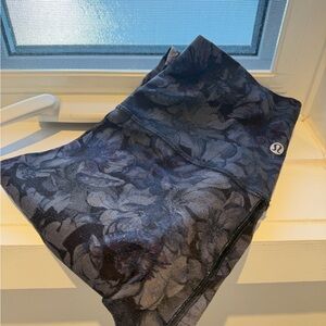 Lululemon Align High Rise - Nightfall Blossom Multi